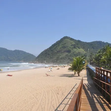 Casa 200 Mts Da Praia Do Tombo Guaruja Exterior photo