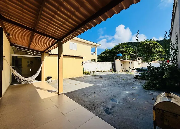 Casa 200 Mts Da Praia Do Tombo