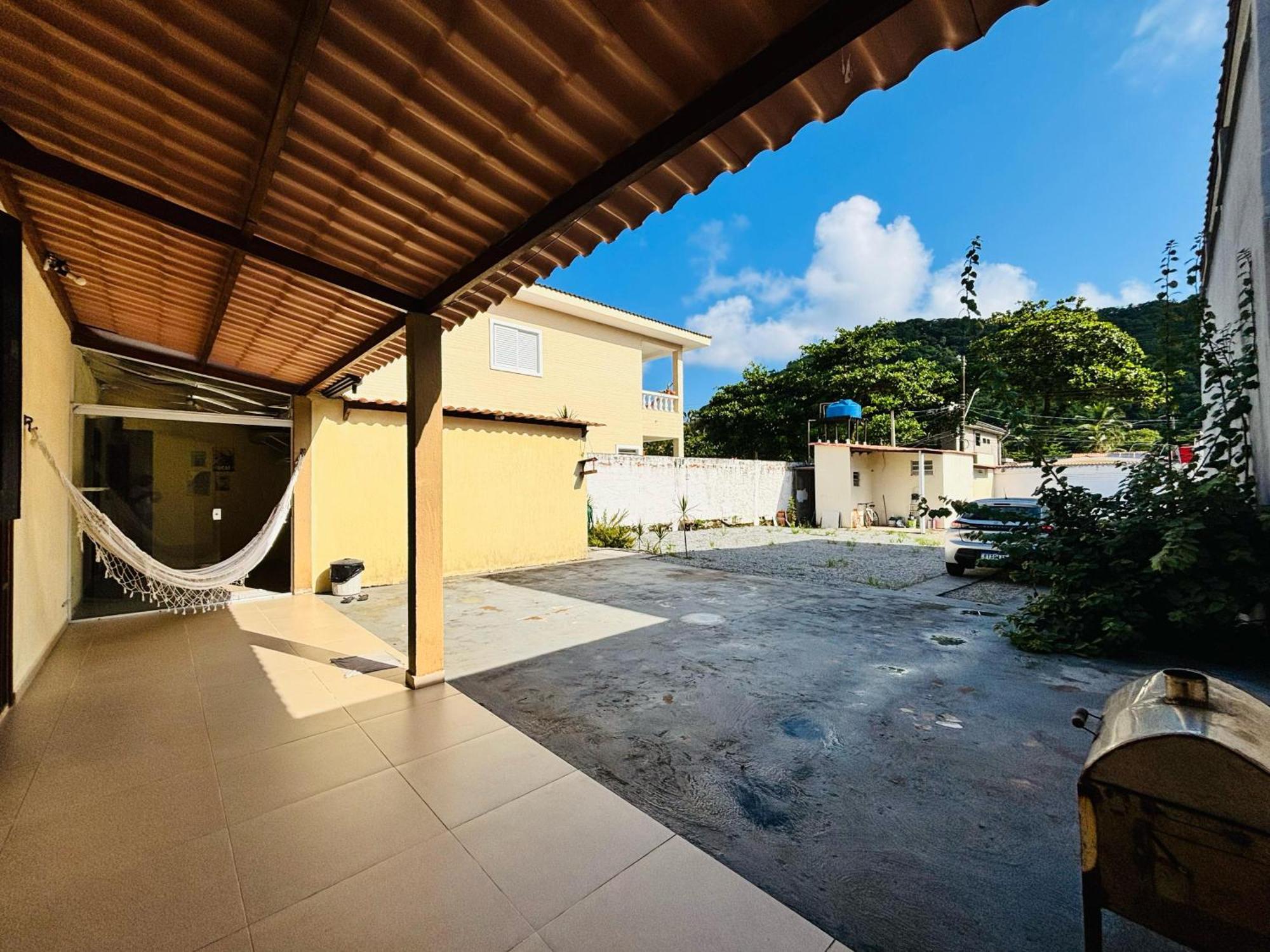 Casa 200 Mts Da Do Tombo Holiday home *